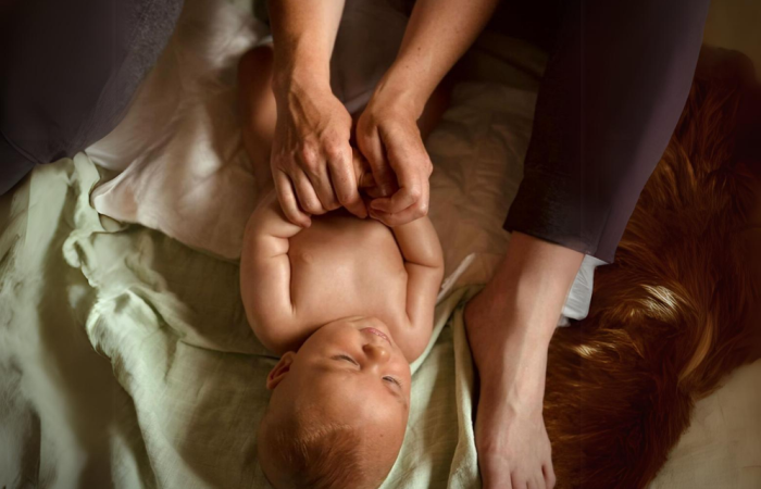 Babymassage, having fun.